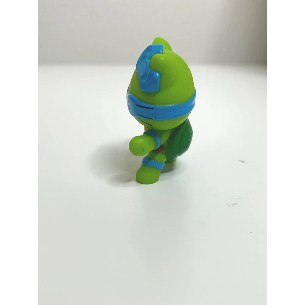2025 Hello Kitty Leonardo TMNT McDonalds Happy‎ Meal Toy Collectible
